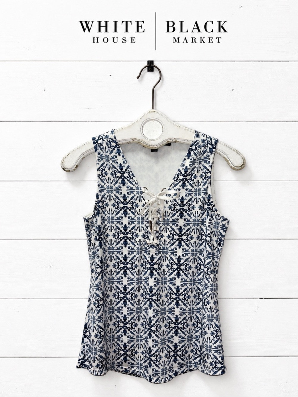 White House Black Market Tile-Print Lace-Up Top – XXS